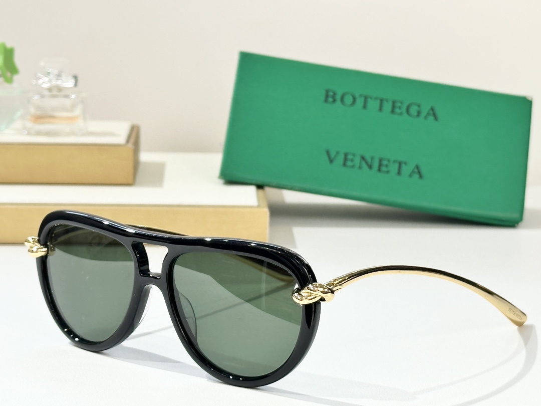  Bottega Venet*
MODEL：BV1418S
SIZE：58口15-145
