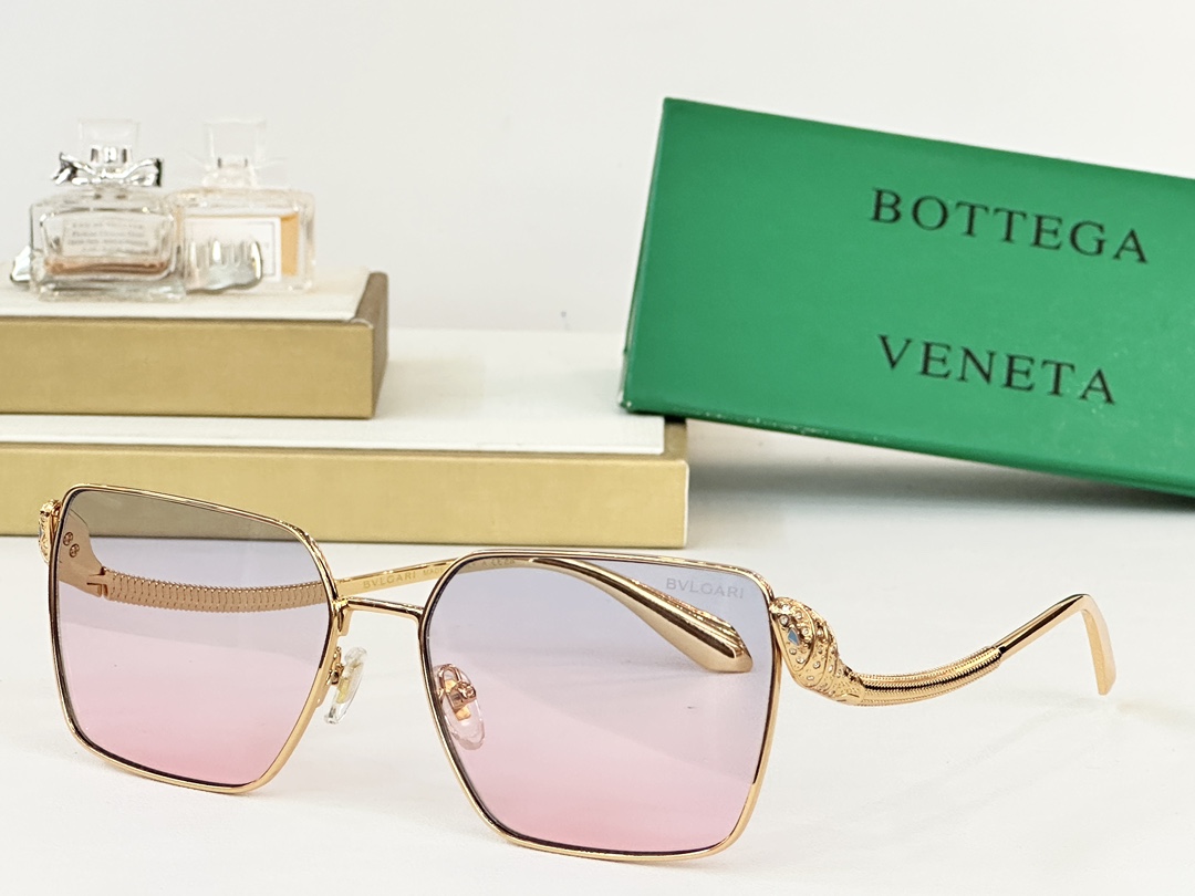  Bottega Venet*
MODEL：BV1427LU
SIZE：61口17-138
