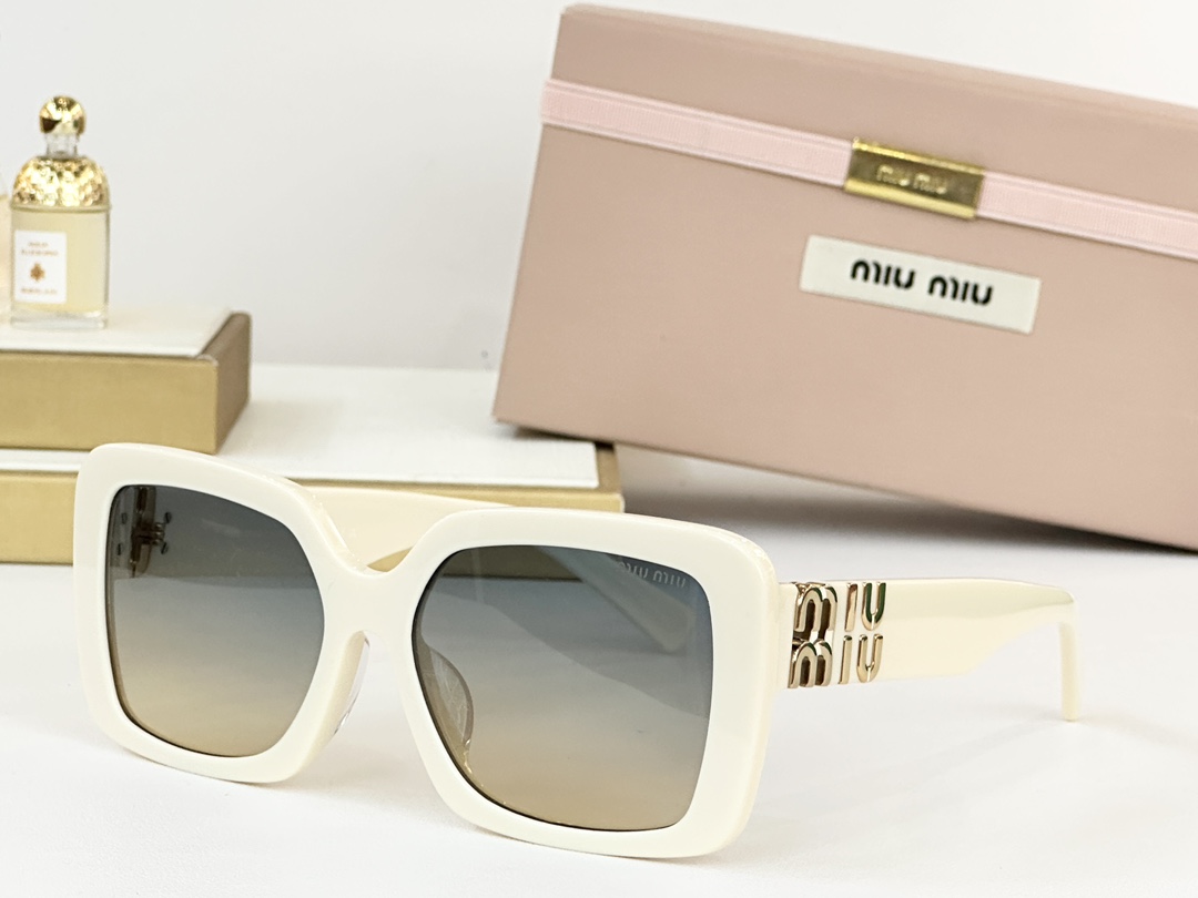  MIU MI*
MODSMU 10Y
Size56口17 140
