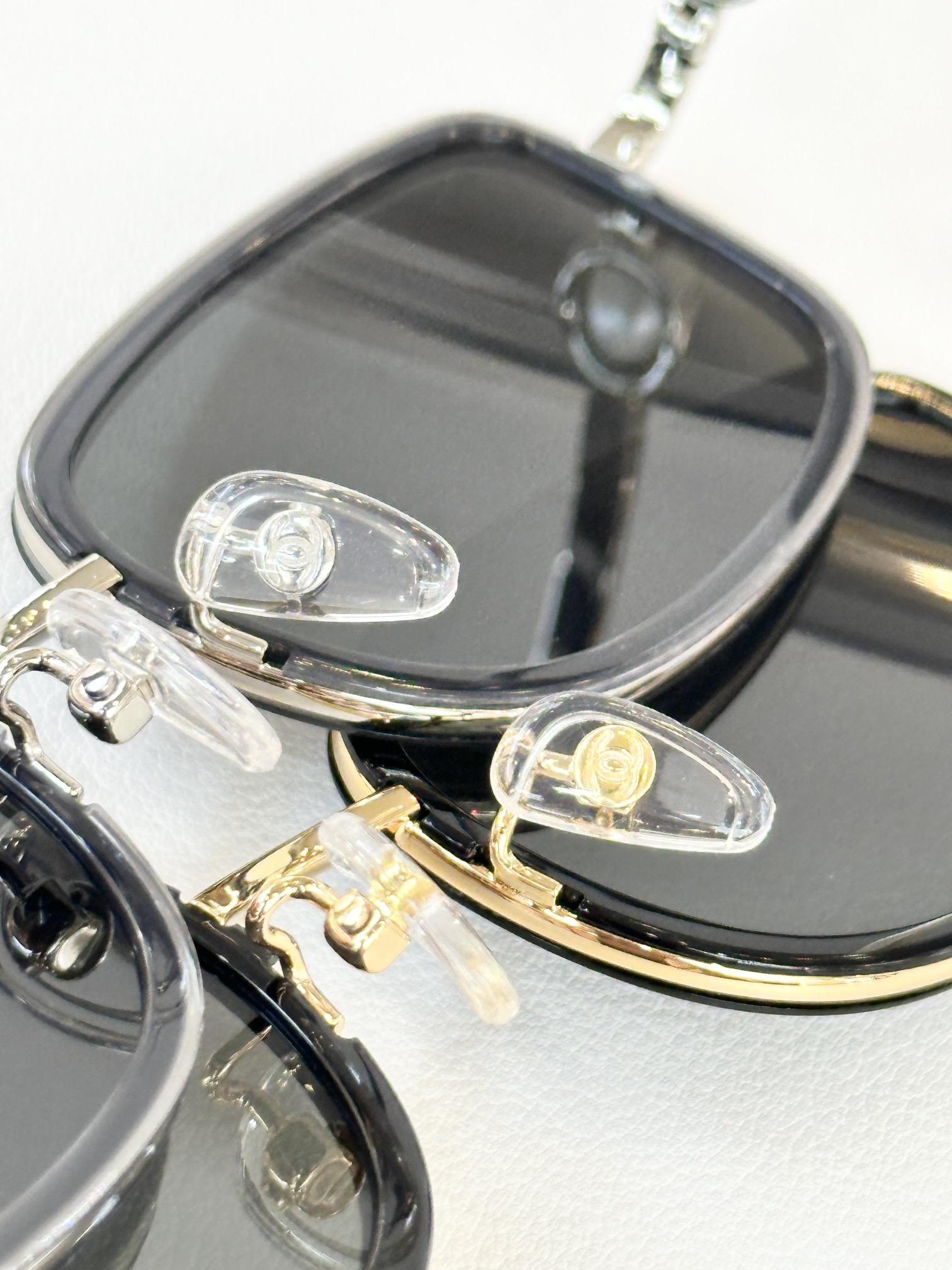  CHANE*
MOD：2221
Size：52口21 142
