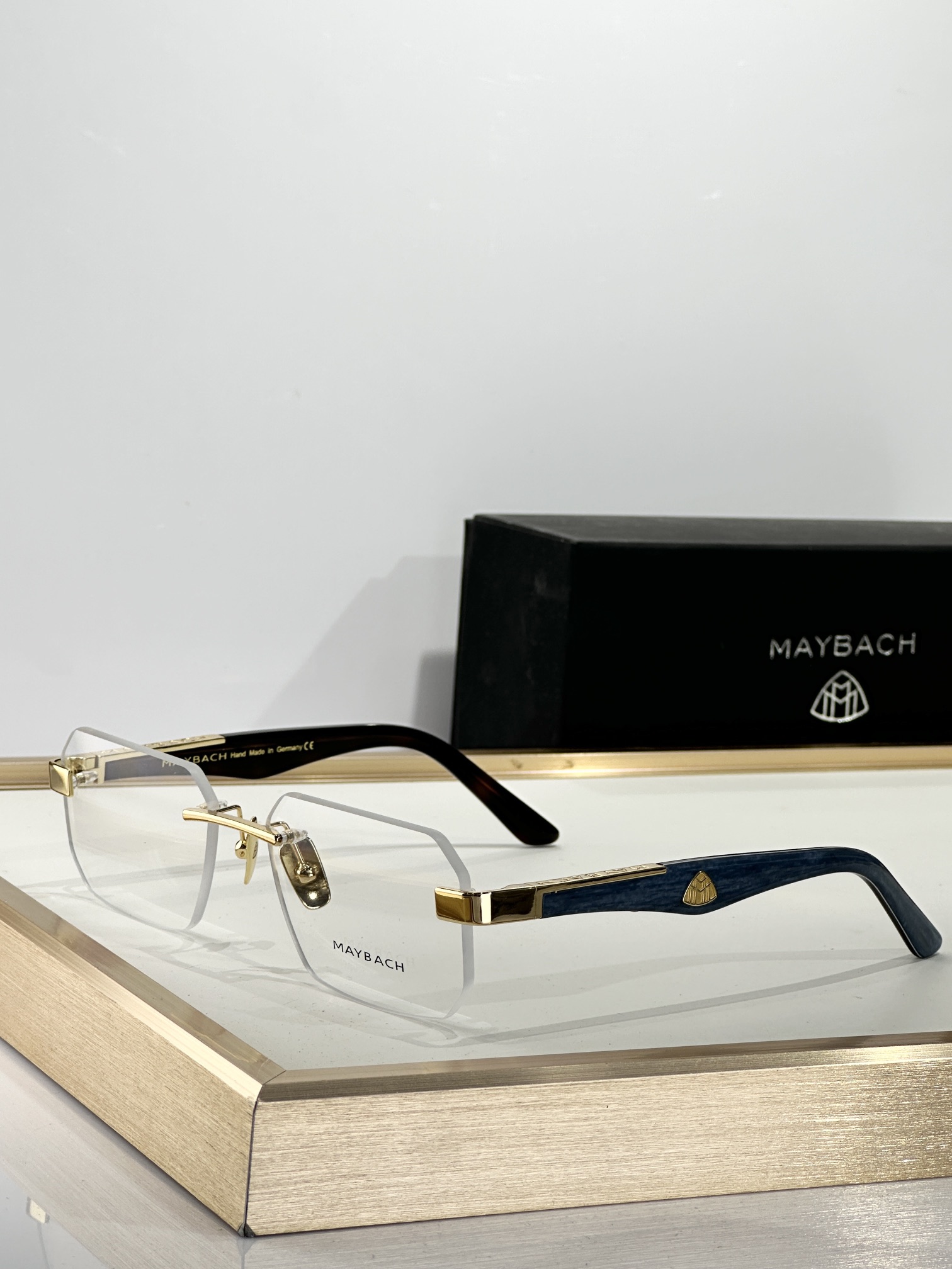 MAYBAC*MODEL：THE TAIGESIZE：57口18-140