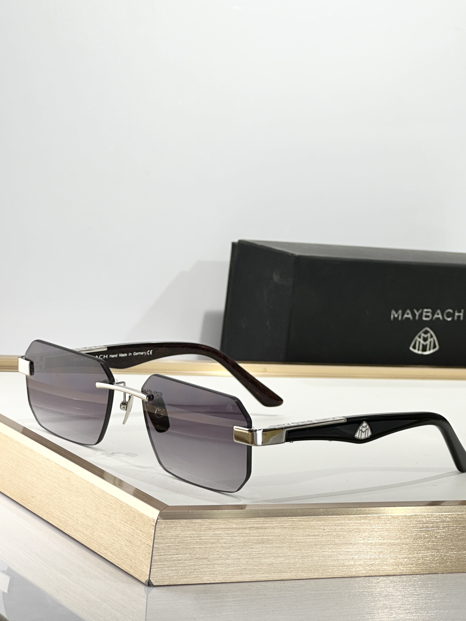 MAYBAC*MODEL：THE TAIGESIZE：57口18-146