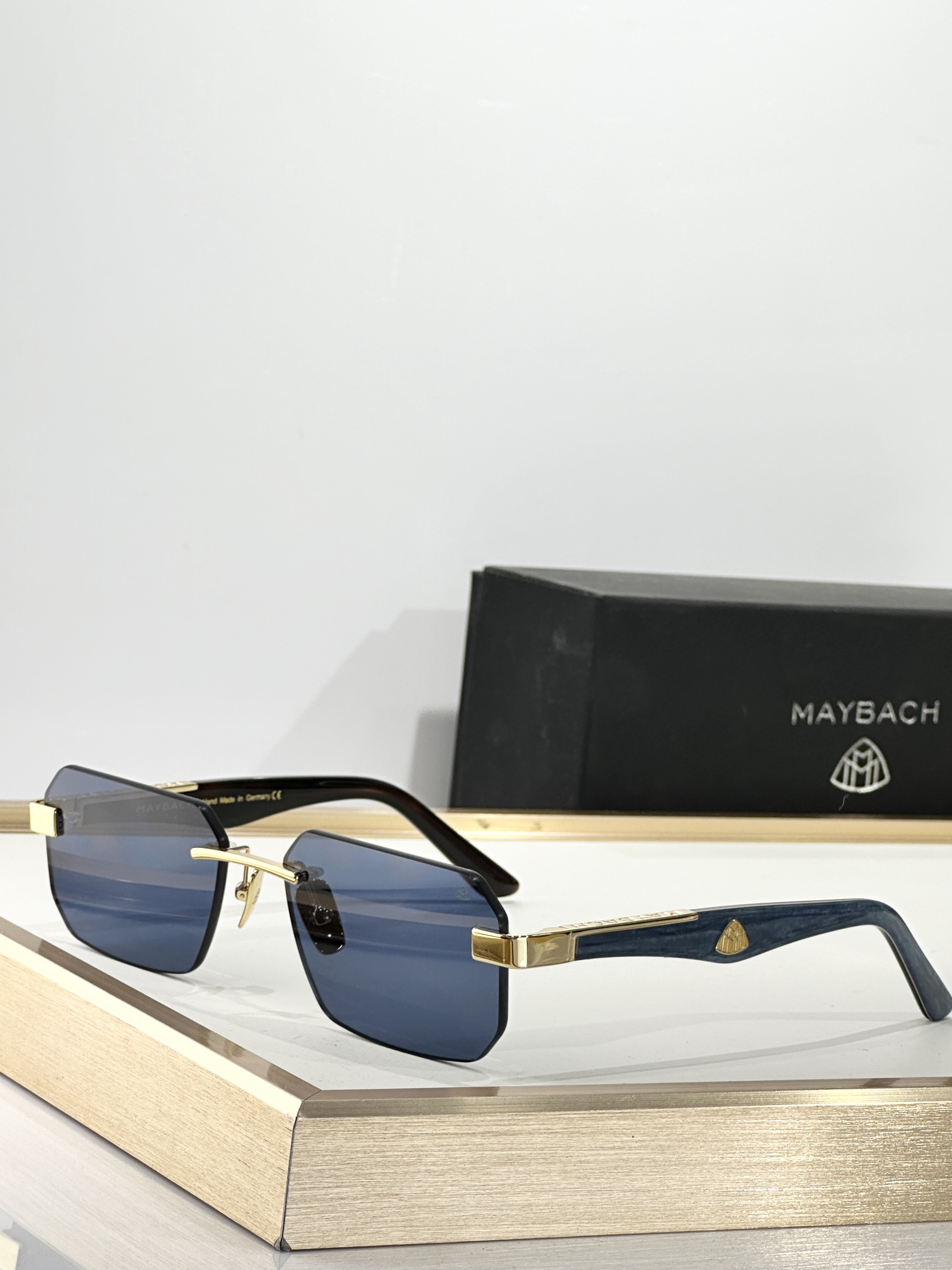 MAYBAC*MODEL：THE TAIGESIZE：57口18-146