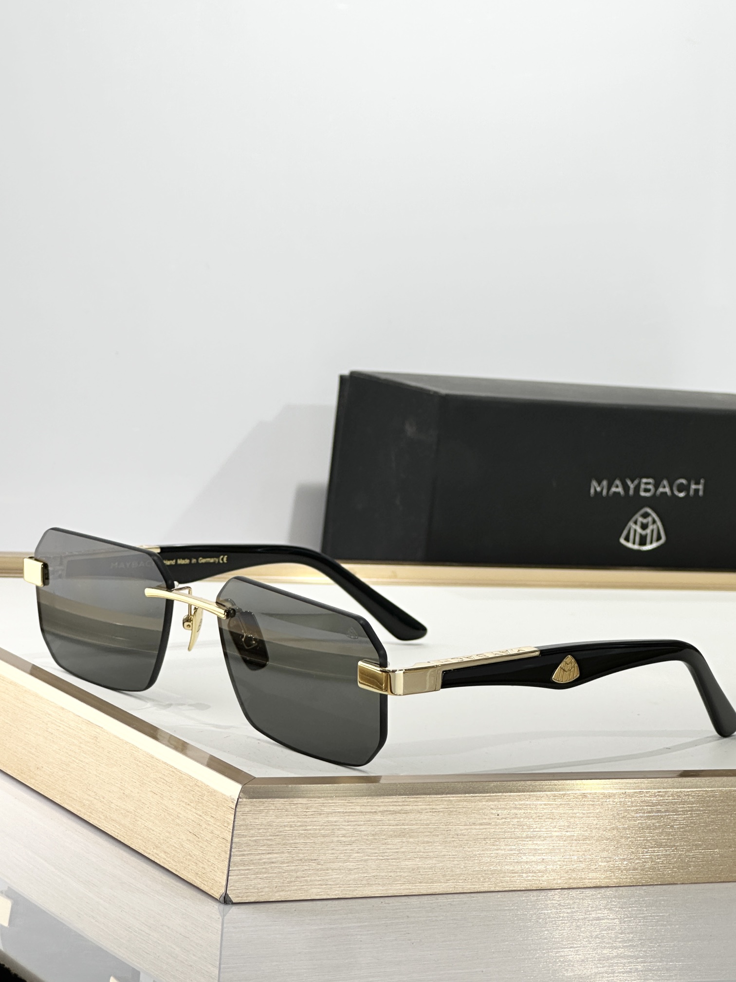 MAYBAC*MODEL：THE TAIGESIZE：57口18-146