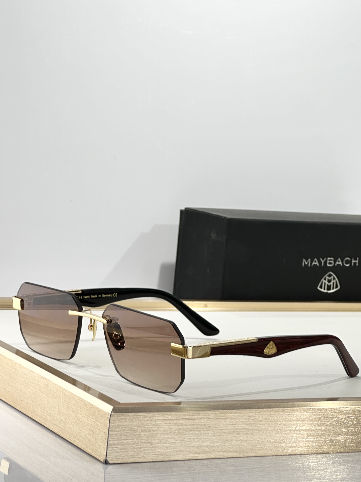 MAYBAC*MODEL：THE TAIGESIZE：57口18-146