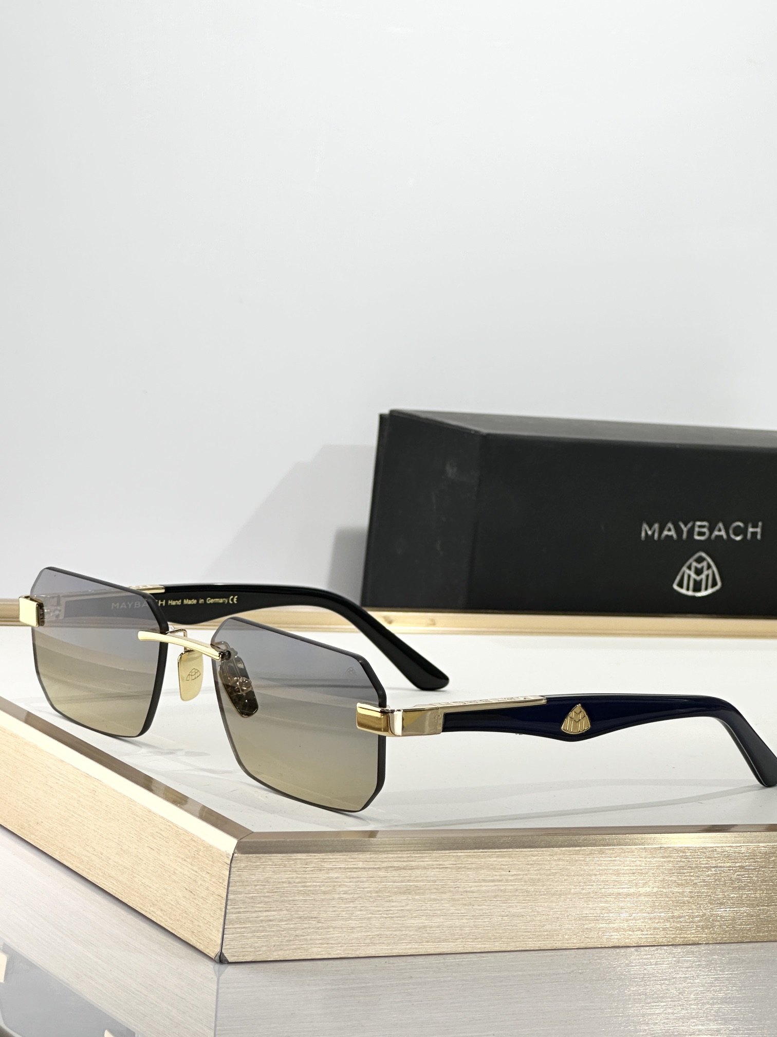 MAYBAC*MODEL：THE TAIGESIZE：57口18-146