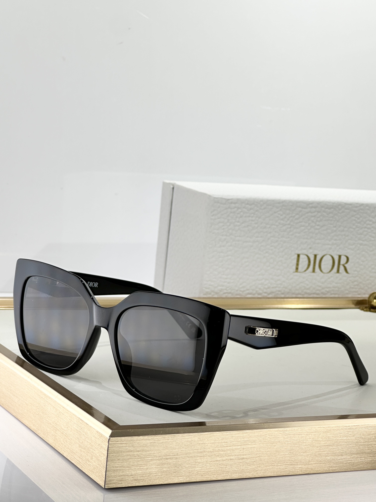  DIOR
MODCDior S5I
Size55口18 145
