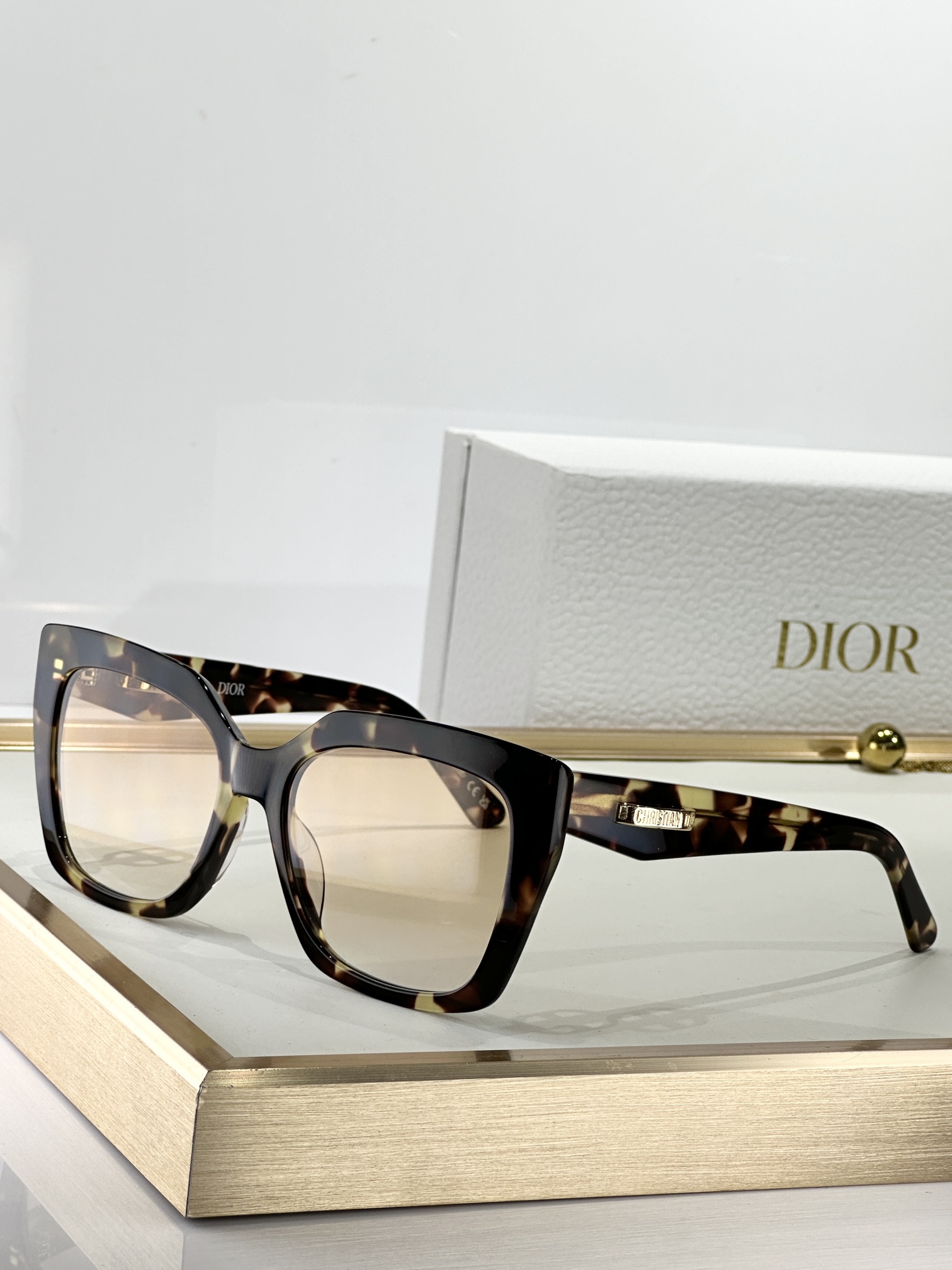  DIOR
MODCDior S5I
Size55口18 145
