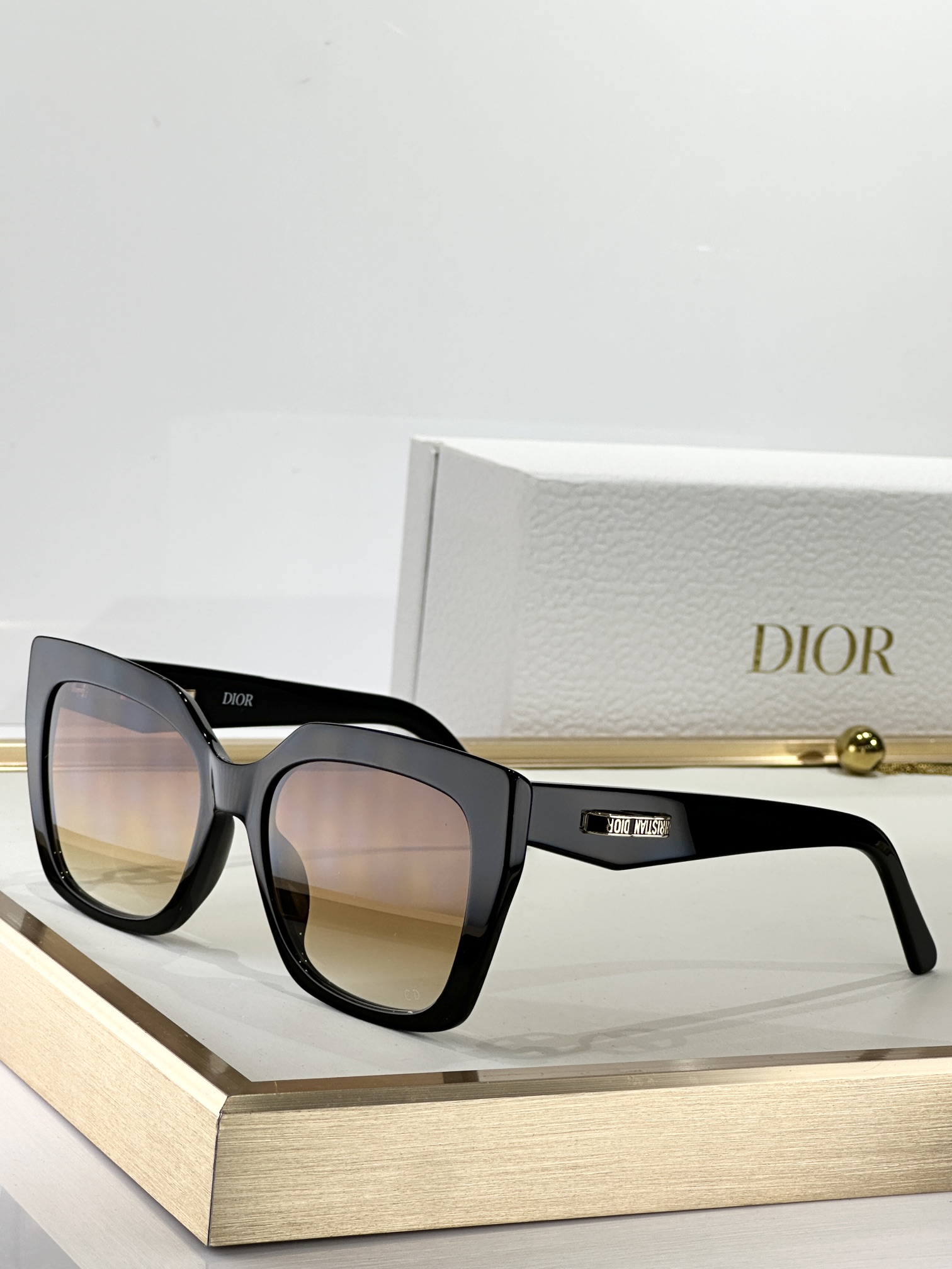  DIOR
MODCDior S5I
Size55口18 145
