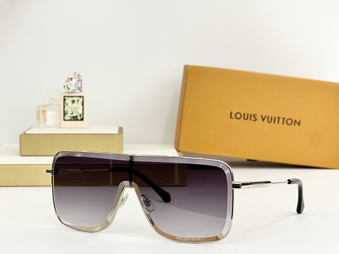  LOUIS VUITTO*
MODELZ2676U
SIZE：143-145
