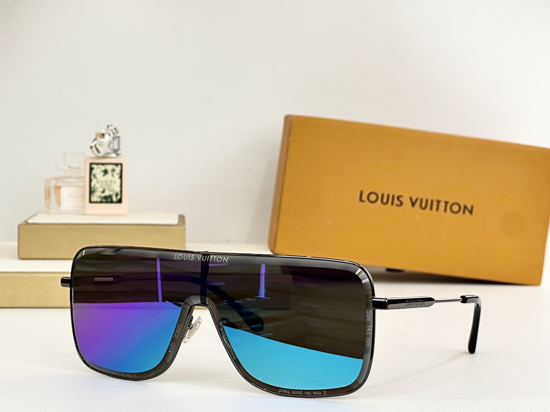  LOUIS VUITTO*
MODELZ2676U
SIZE：143-145
