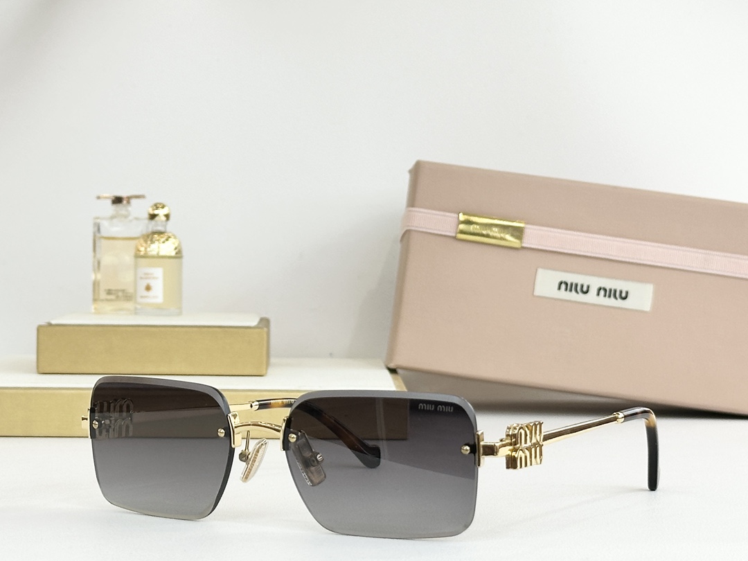  MIU MI*
MODELMU 99AV
SIZE：57口18-142
