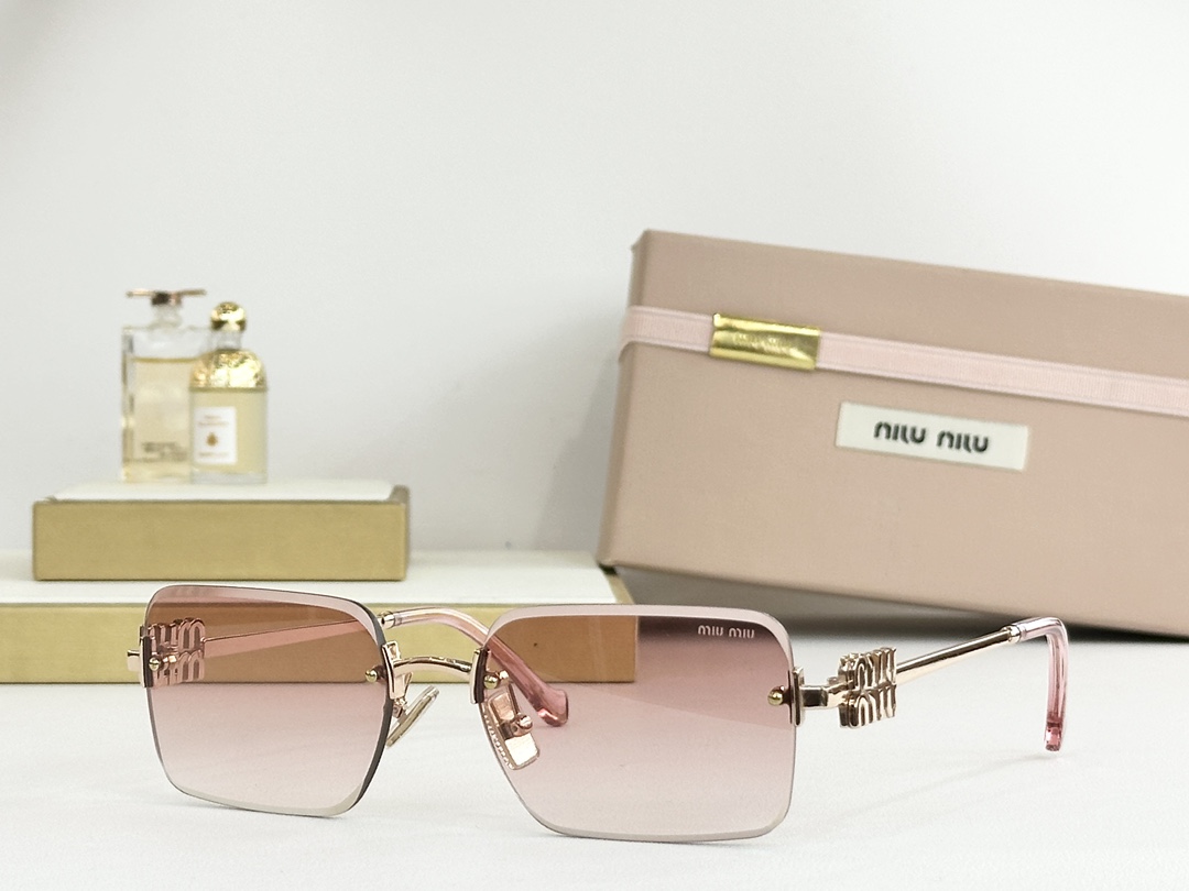  MIU MI*
MODELMU 99AV
SIZE：57口18-142
