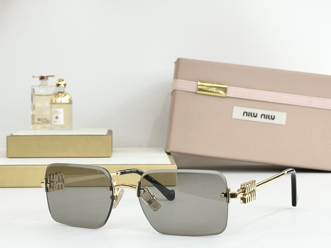  MIU MI*
MODELMU 99AV
SIZE：57口18-142
