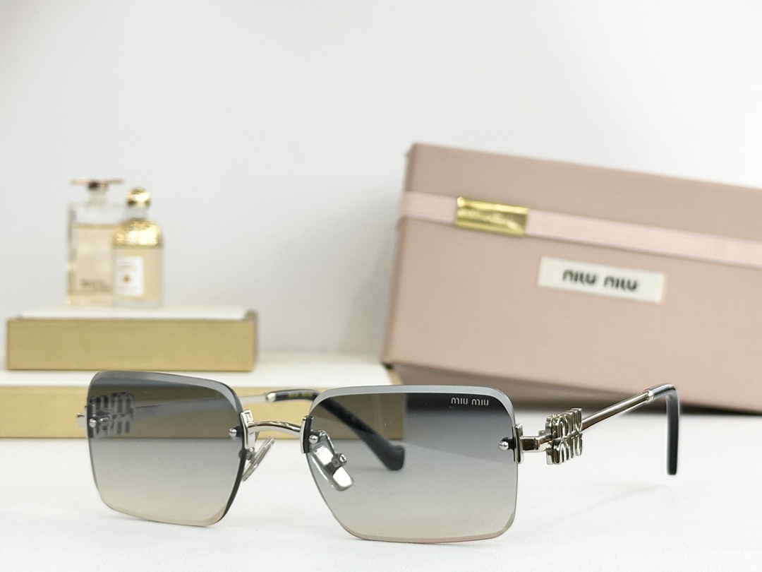  MIU MI*
MODELMU 99AV
SIZE：57口18-142
