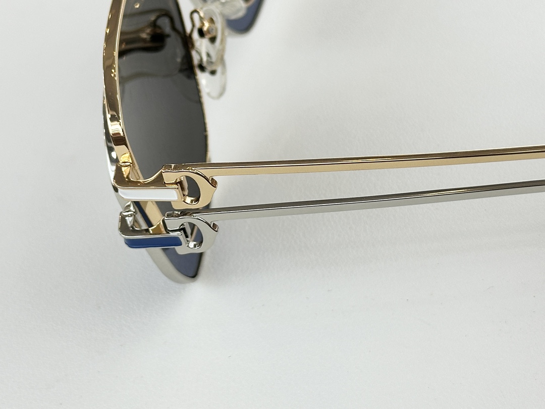  Cartie*
MODEL：CT0333S
SIZE：59口17-145

