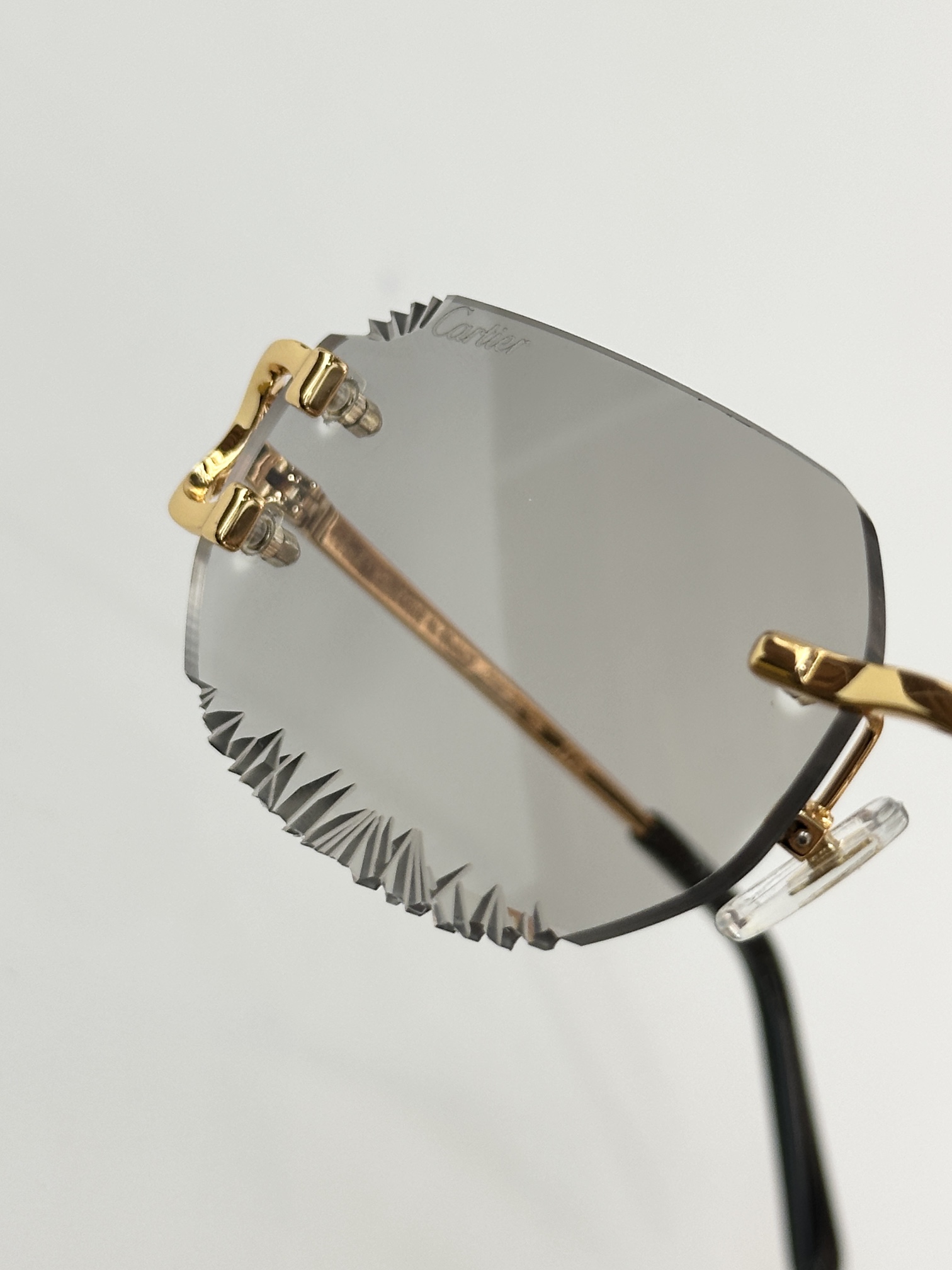  Cartier
MOD：CT08142J
MOD：58口18 140

