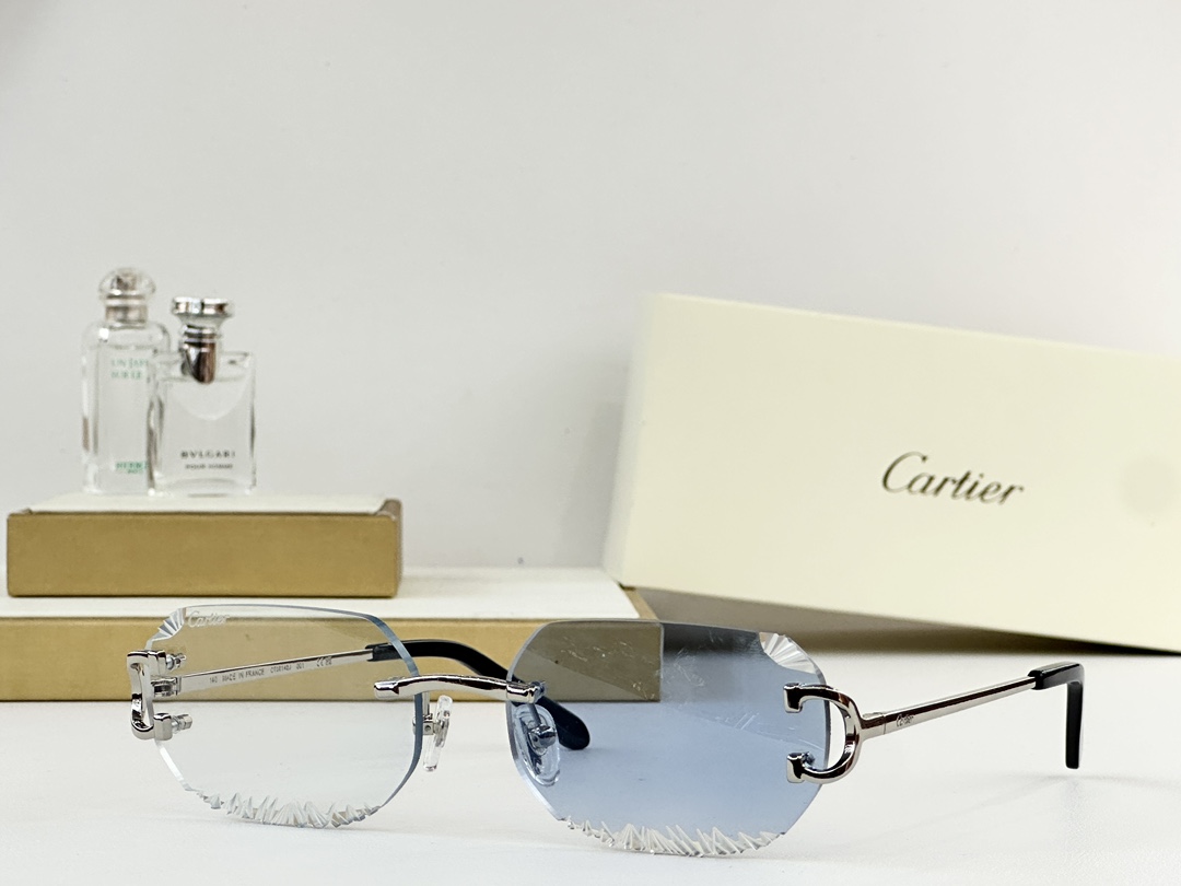  Cartier
MOD：CT08142J
MOD：58口18 140

