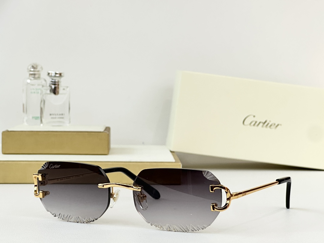 Cartier
MOD：CT08142J
MOD：58口18 140
