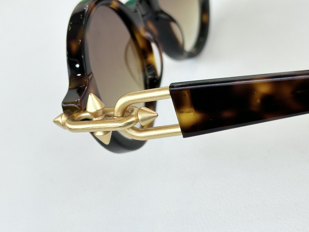  TIFFANY & CO.
MODELTF5031
SIZE46口22-138
