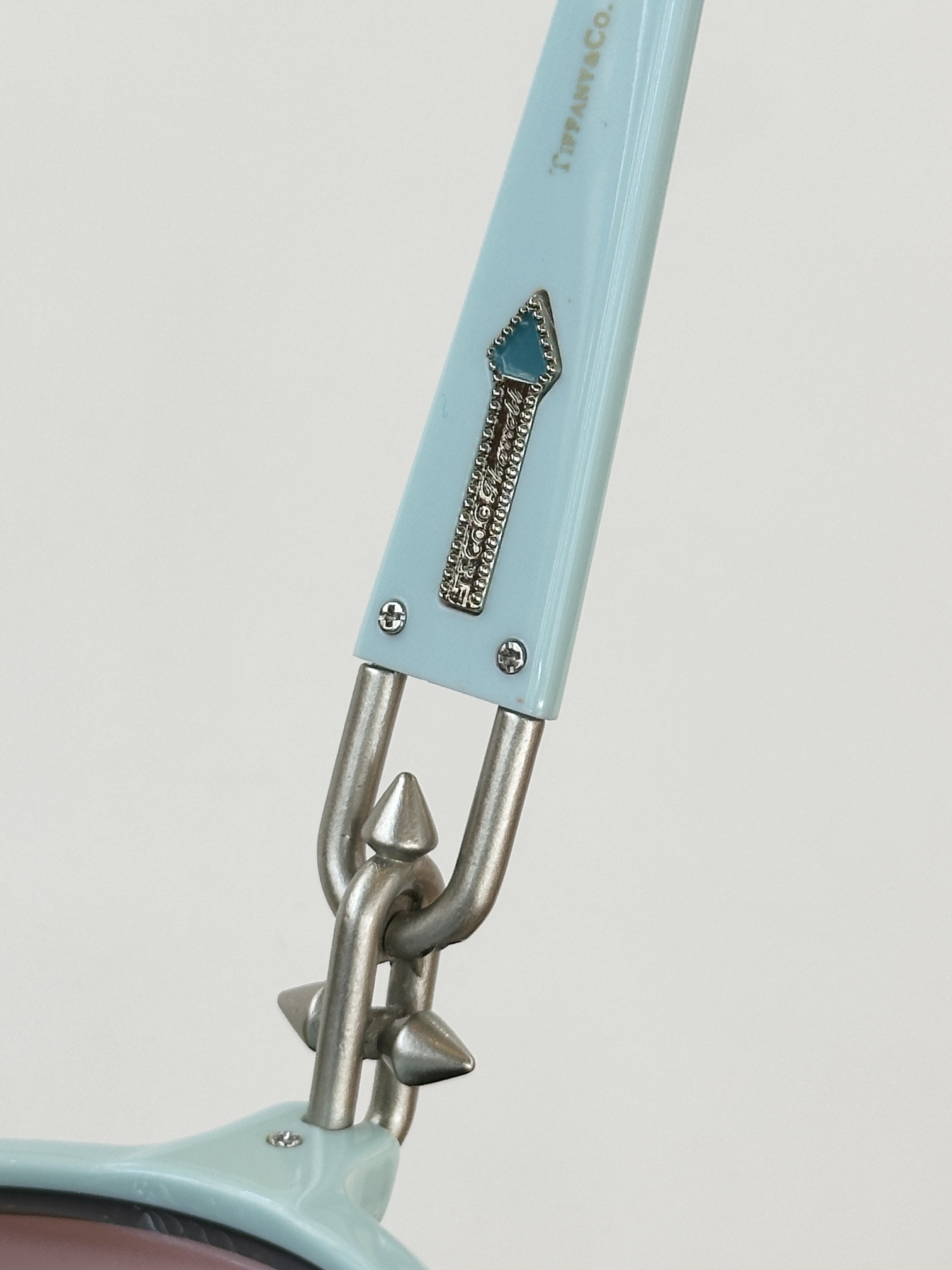  TIFFANY & CO.
MODELTF5031
SIZE46口22-138
