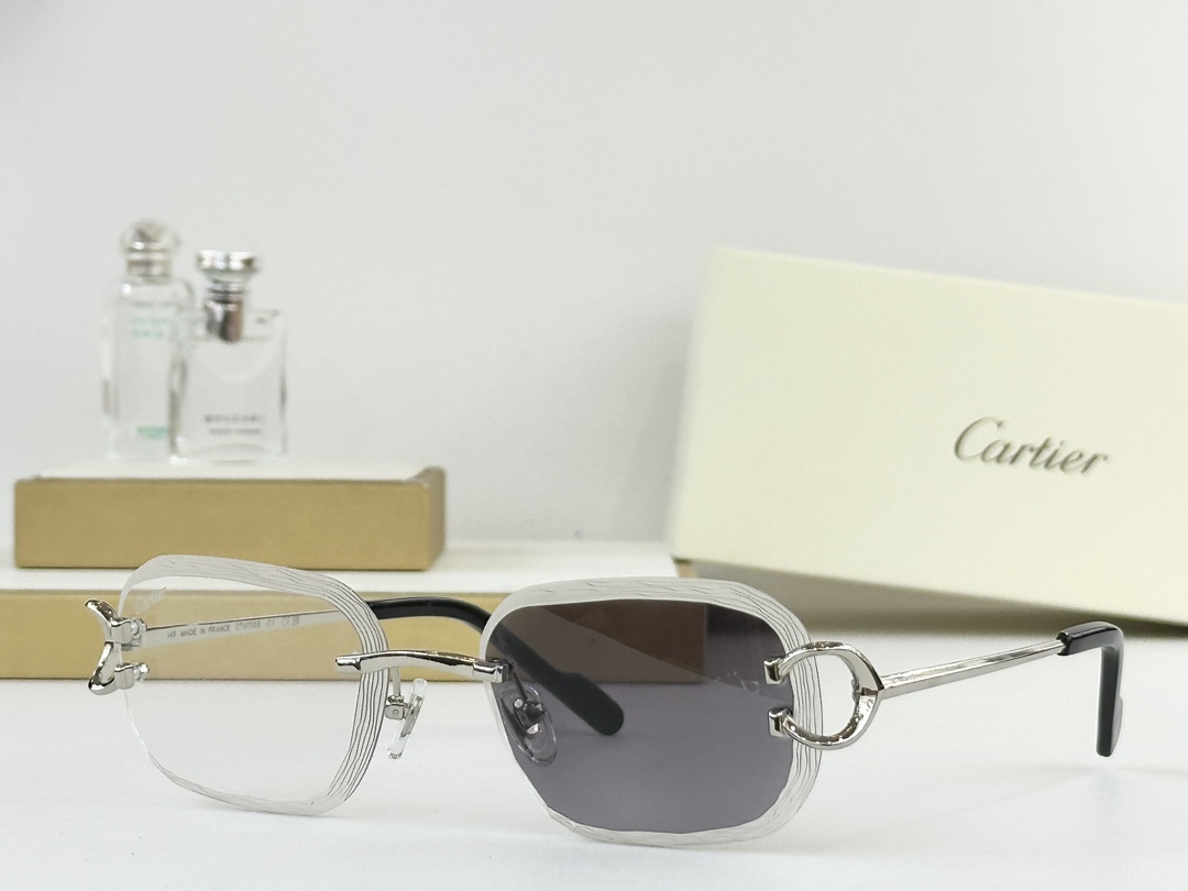  Cartier
MOD：CT0733S
Size：58口17-145
