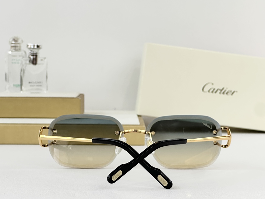  Cartier
MOD：CT0733S
Size：58口17-145
