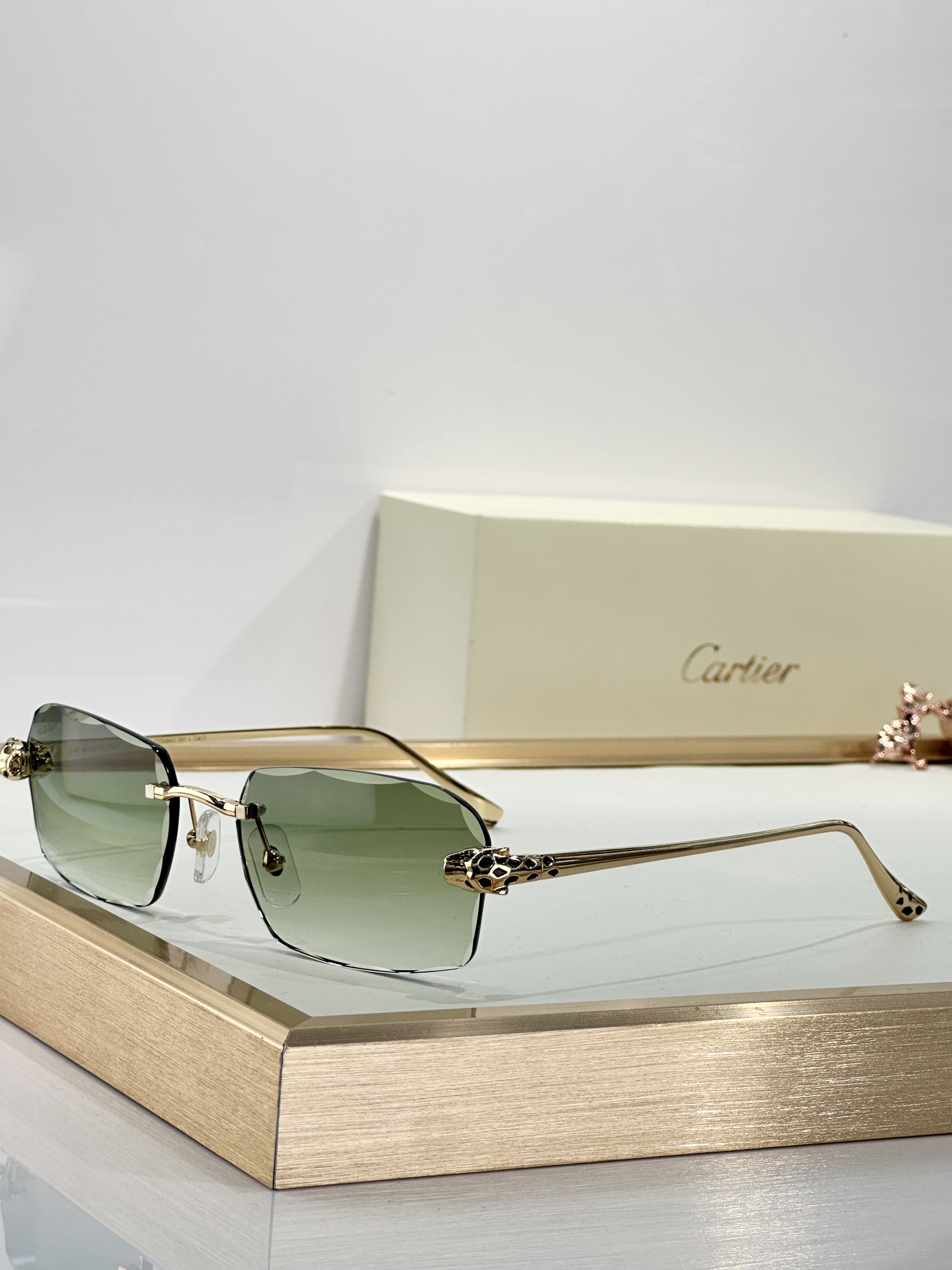  Cartier
MOD：CT0494O
Size：58口18-140
