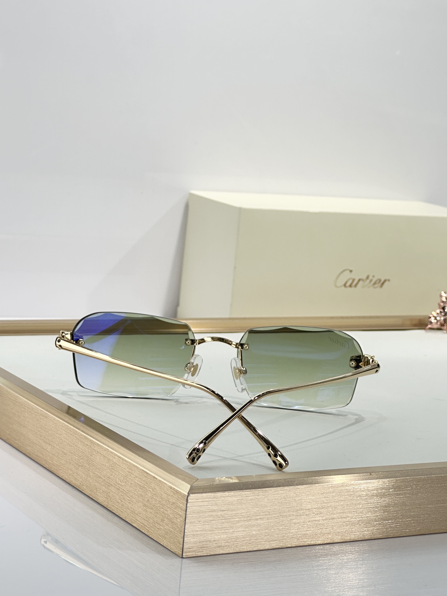  Cartier
MOD：CT0494O
Size：58口18-140
