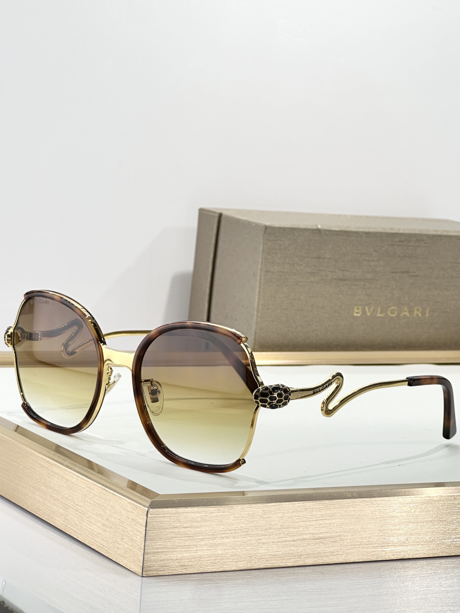 Bvlgari BVLGAR*