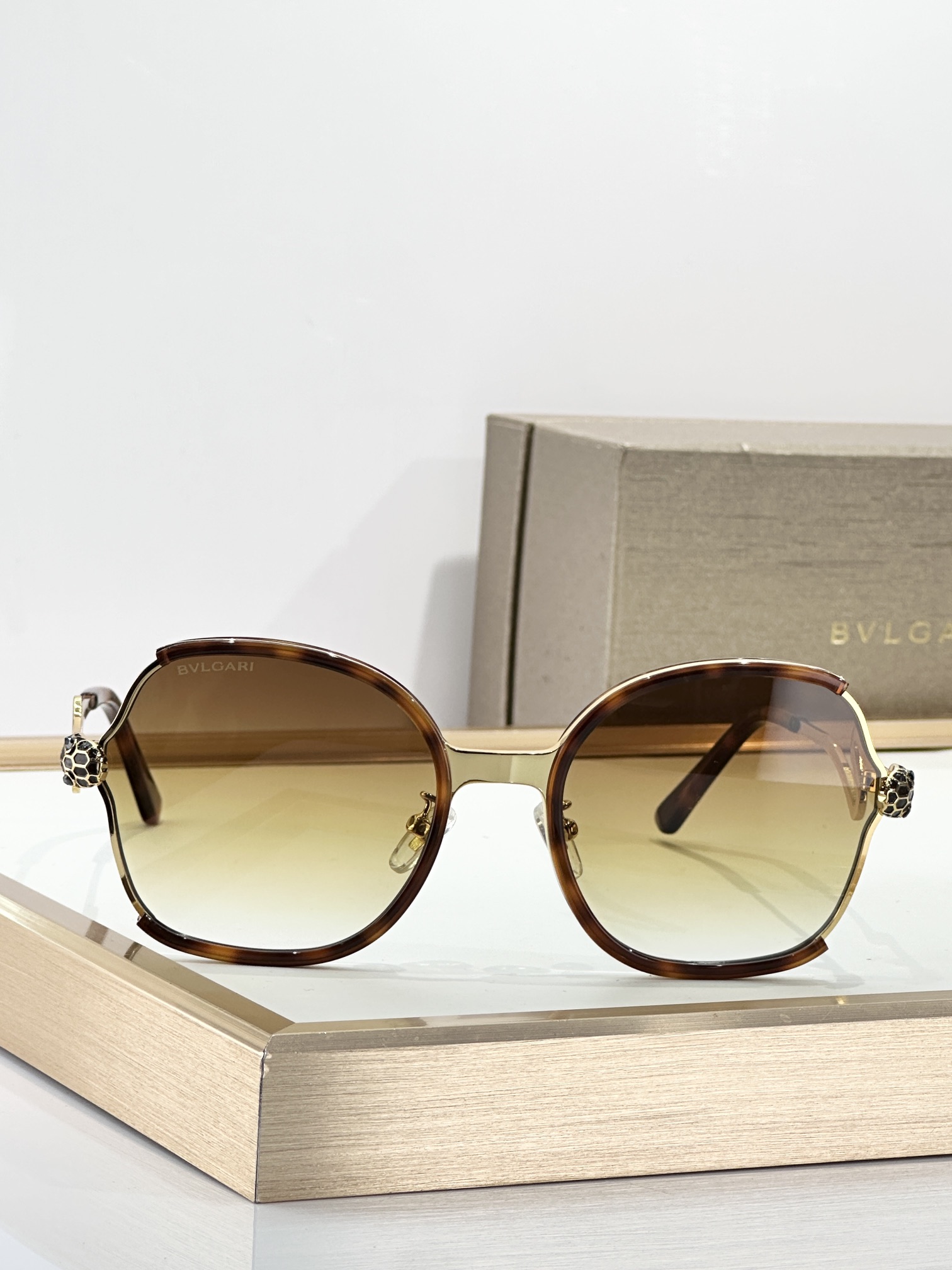 Bvlgari BVLGAR*