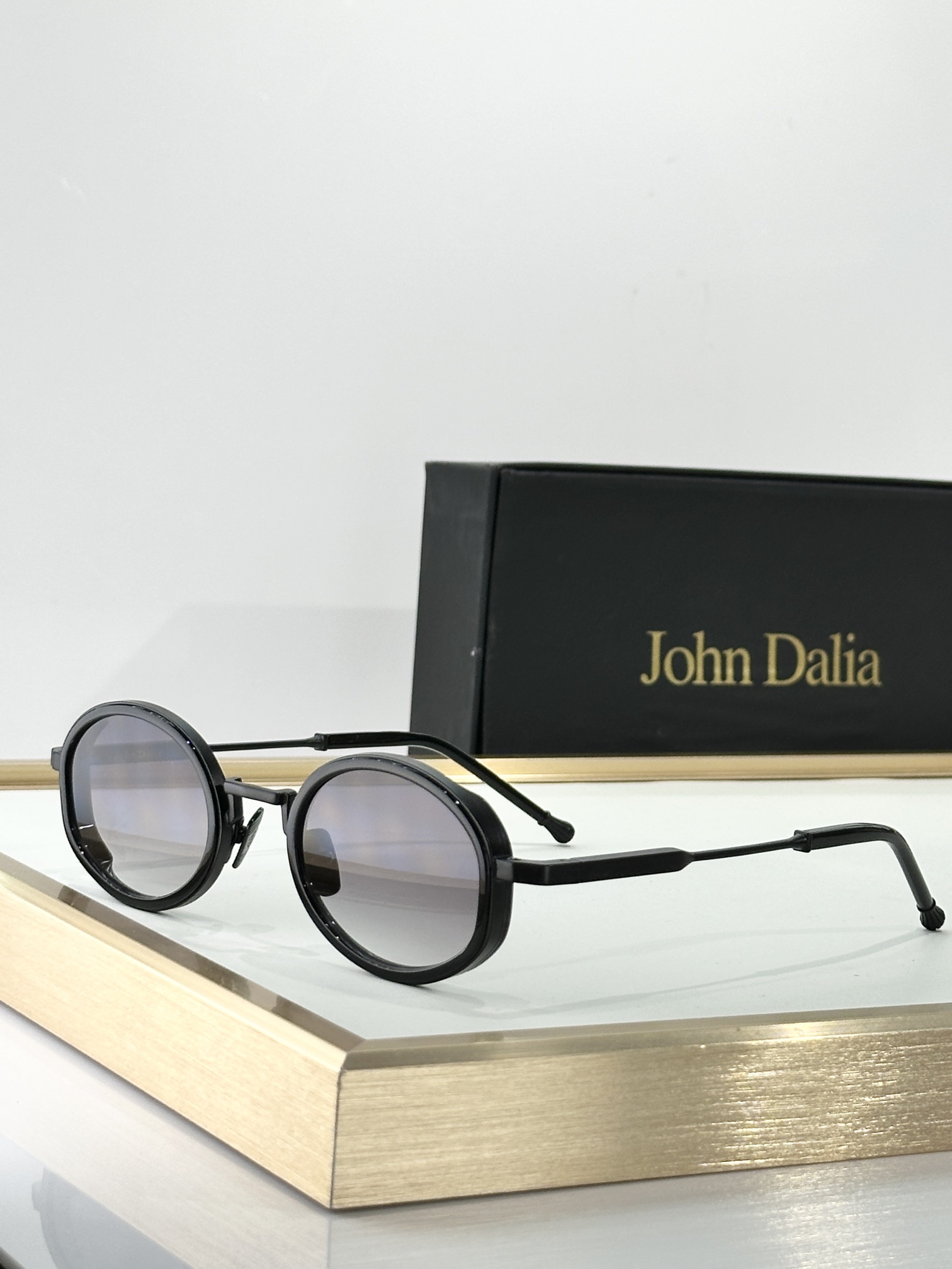 John Dali*Mod：Rise JaredSize：48-25-145One of a kind 