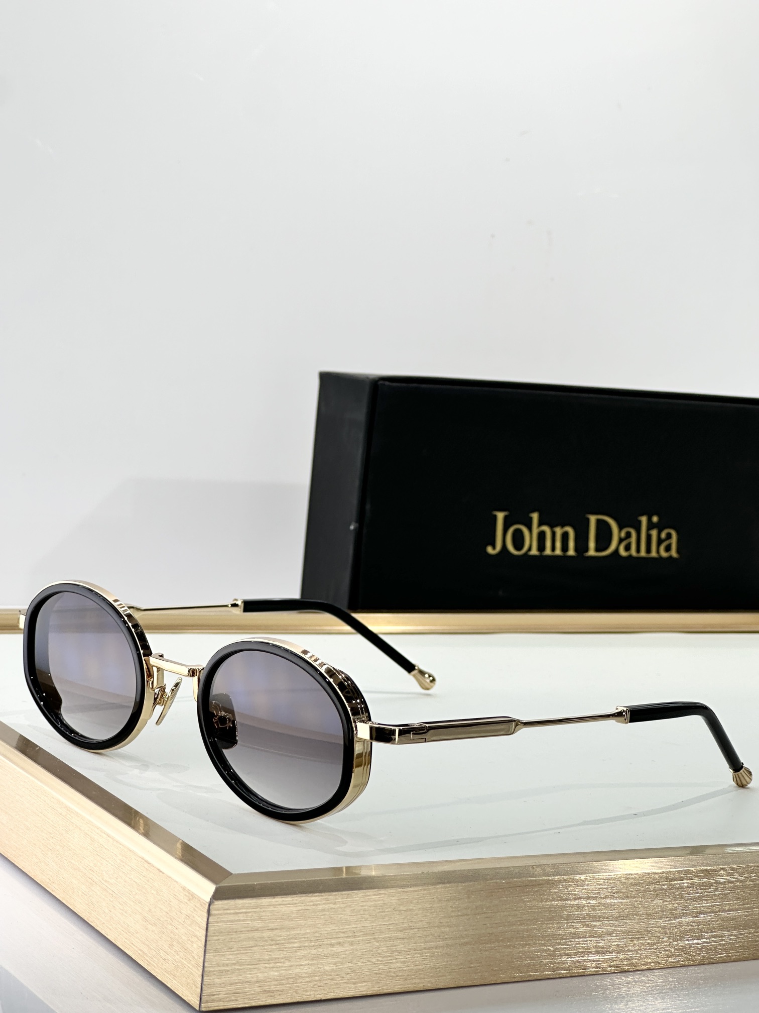 John Dali*Mod：Rise JaredSize：48-25-145One of a kind 