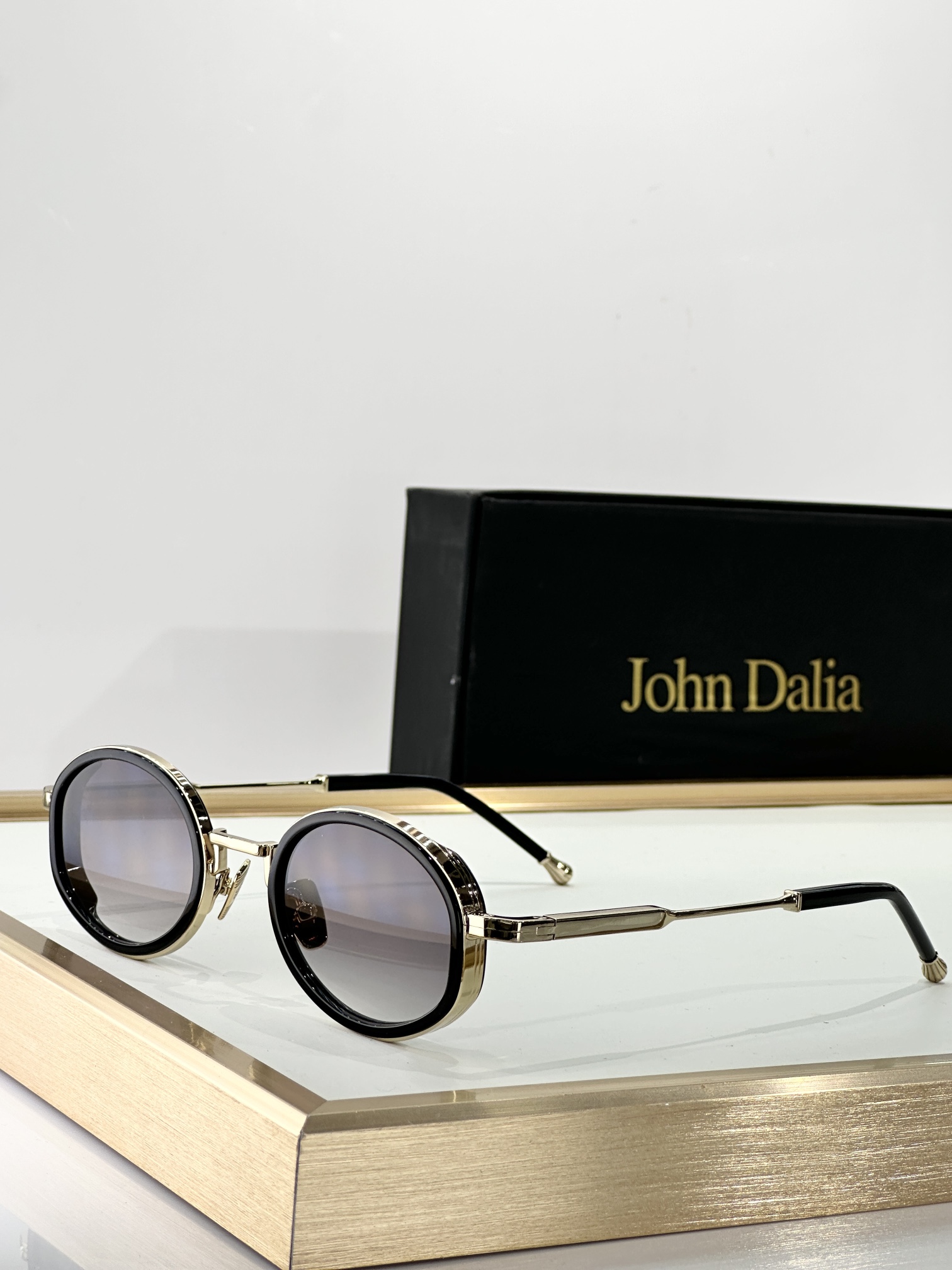 John Dali*Mod：Rise JaredSize：48-25-145One of a kind 