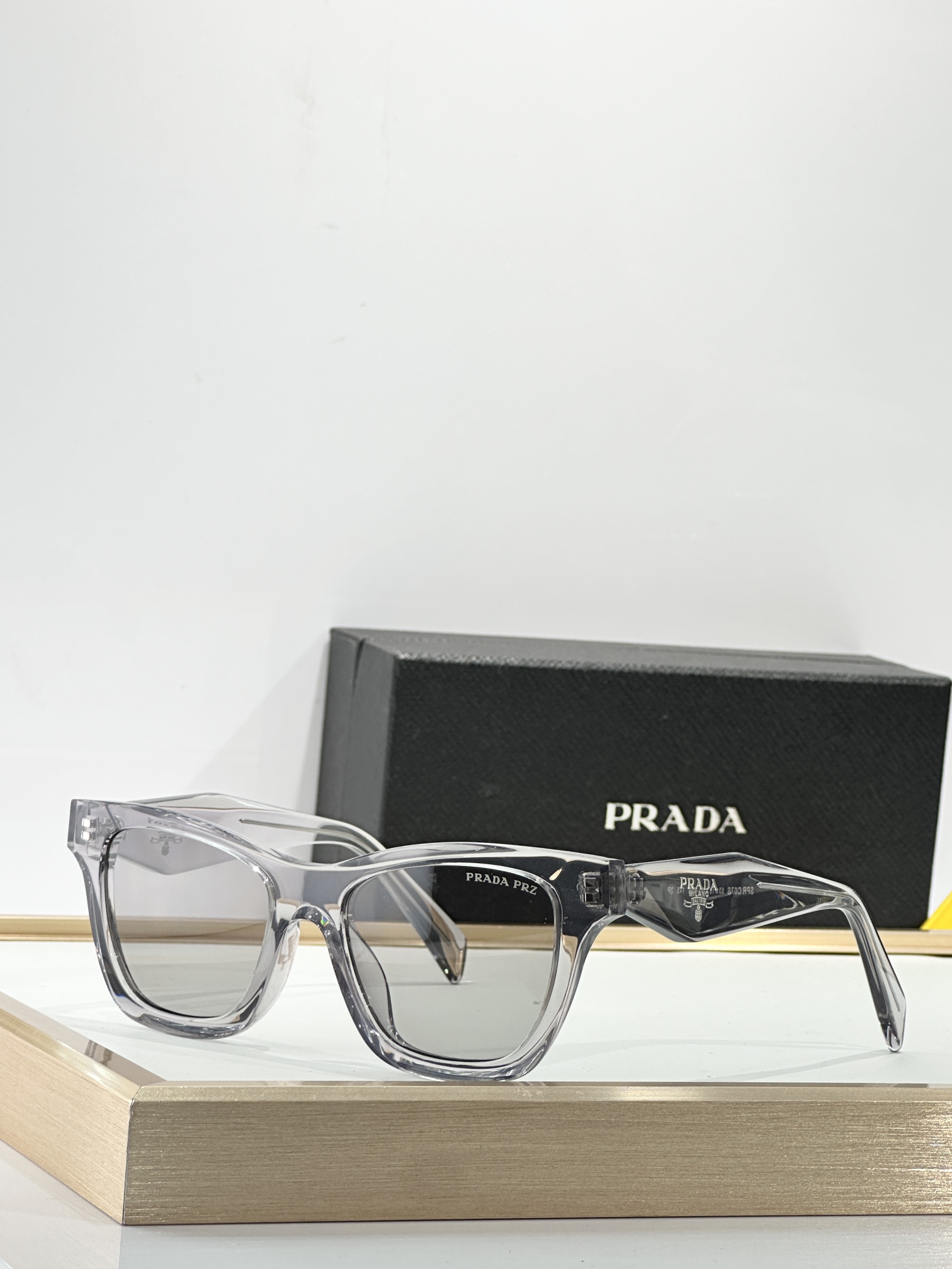  PRADA
MODEL：SPR C07S
SIZE：53口19-145
