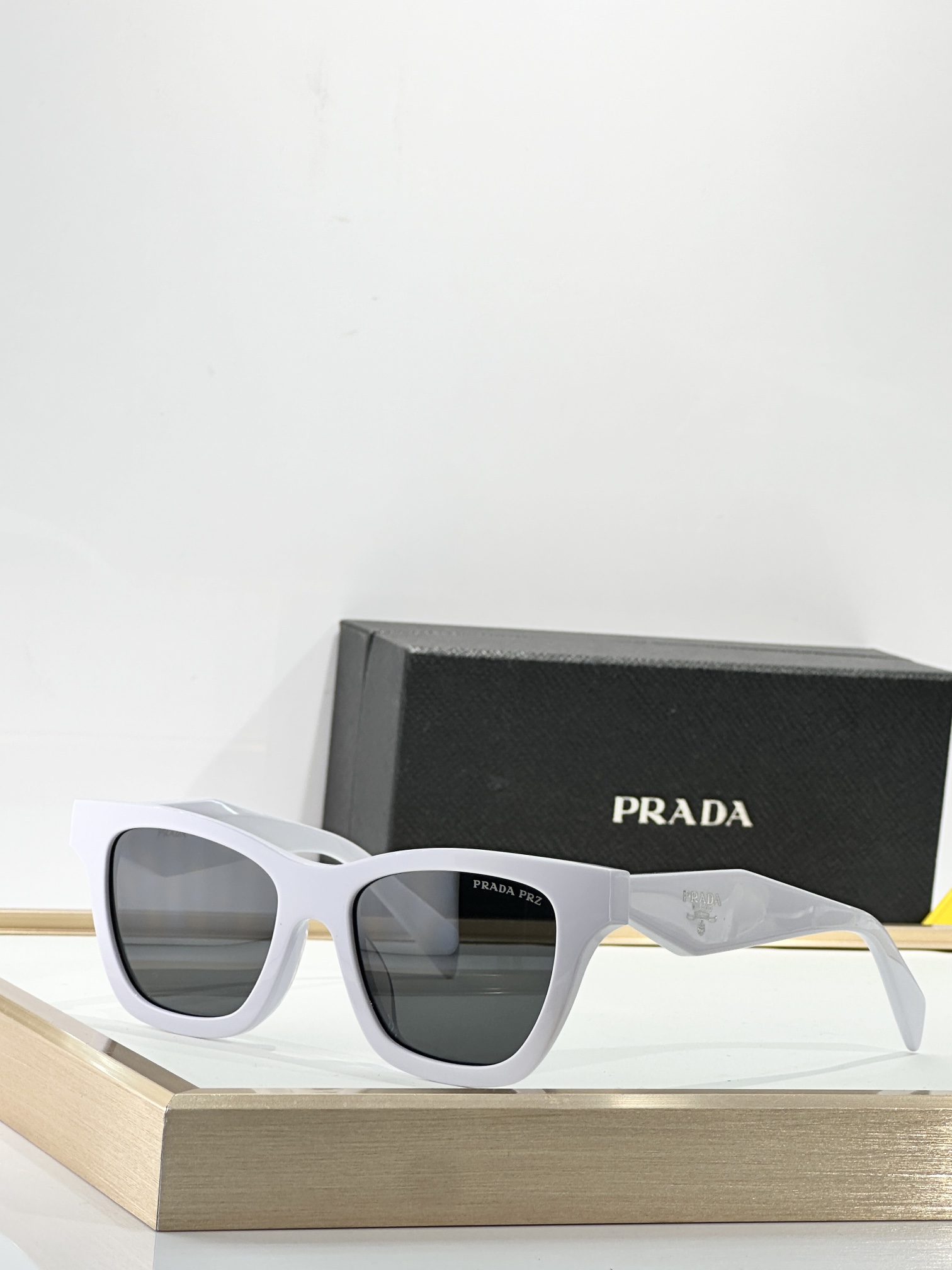  PRADA
MODEL：SPR C07S
SIZE：53口19-145
