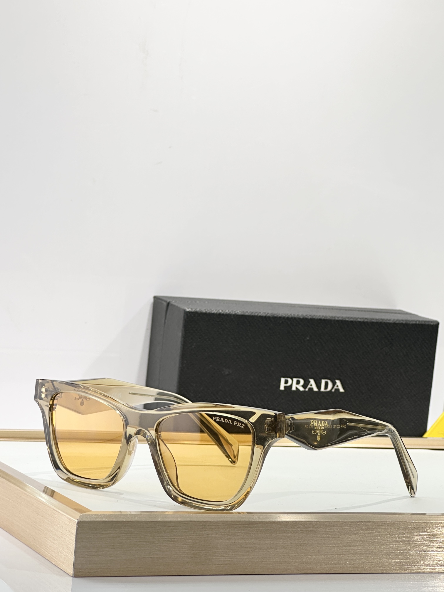  PRADA
MODEL：SPR C07S
SIZE：53口19-145
