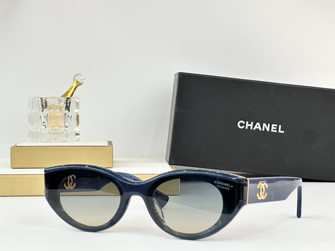  CHANEL
MOD：CH1584
Size：51口24 145
