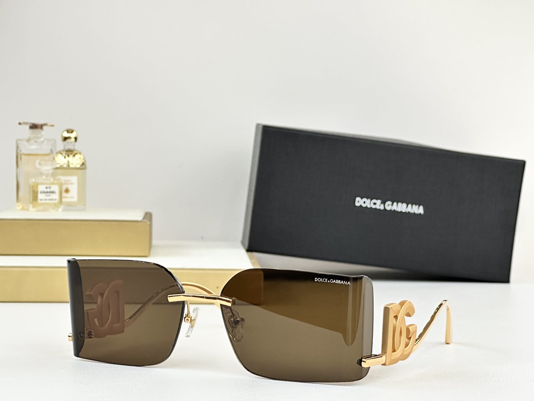  DOLCE & GABBAN*
MODEL：DG1501LB
SIZE：61口17-128
