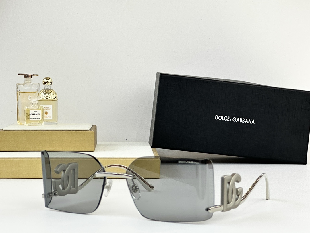  DOLCE & GABBAN*
MODEL：DG1501LB
SIZE：61口17-128
