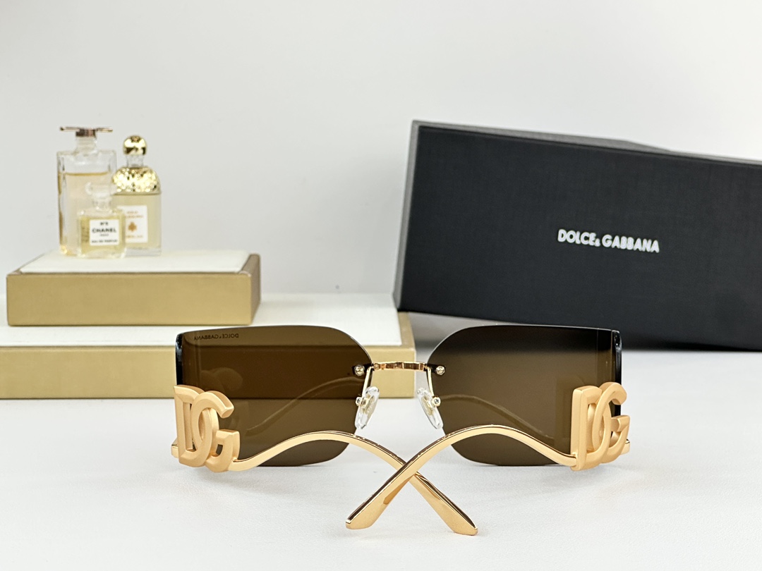  DOLCE & GABBAN*
MODEL：DG1501LB
SIZE：61口17-128
