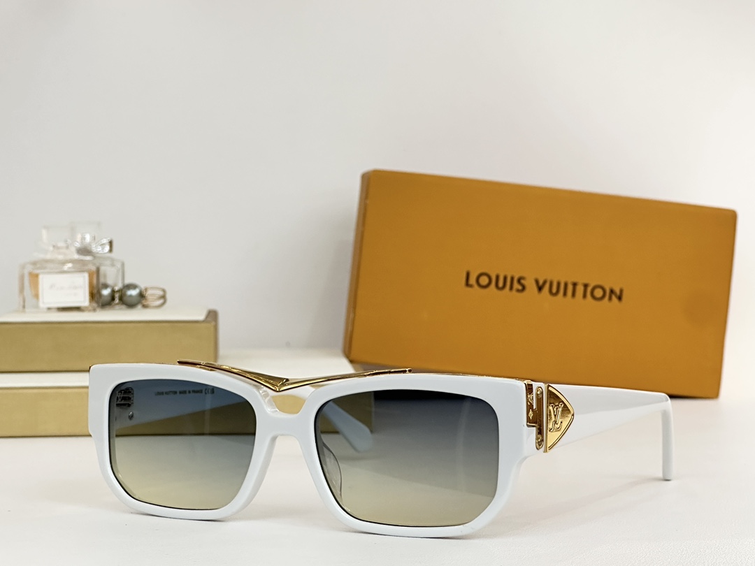 LOUIS VUITTO*
MODEL：Z2049U
SIZE：57口18-145

