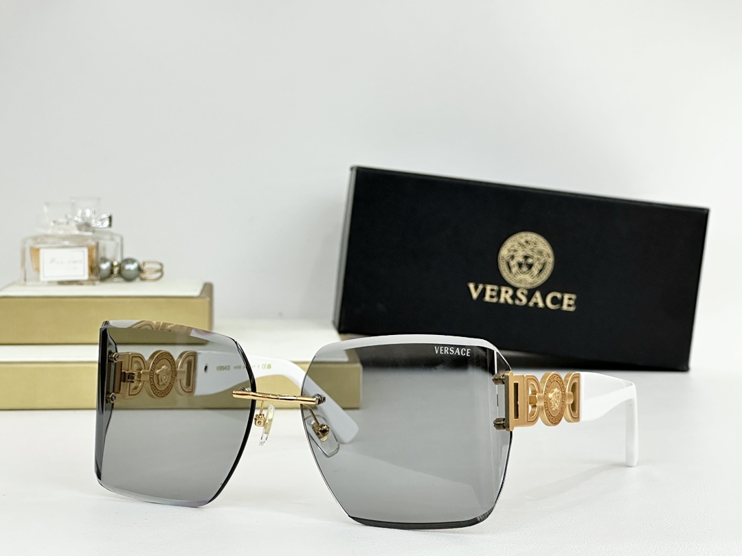  VERSAC*
MODEL：VE6777
SIZE：62口16-135

