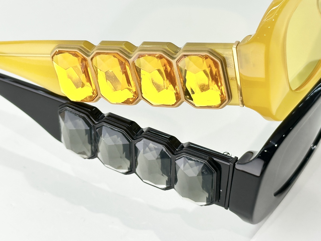  lindafarrow
MOD：LFL/1117
size52口21-140
