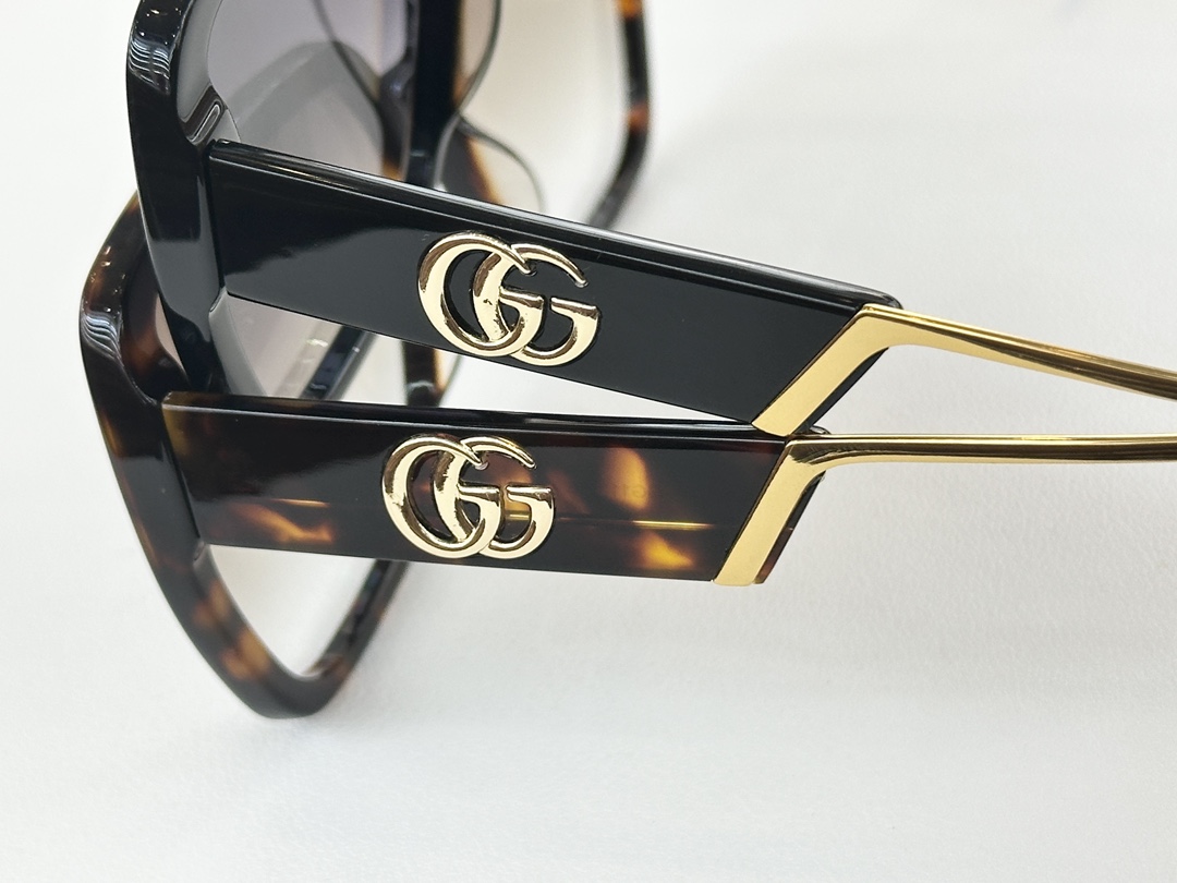  GUCCI
MOD：GG1135/S 
Size：63口16 145

