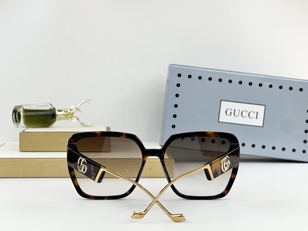  GUCCI
MOD：GG1135/S 
Size：63口16 145
