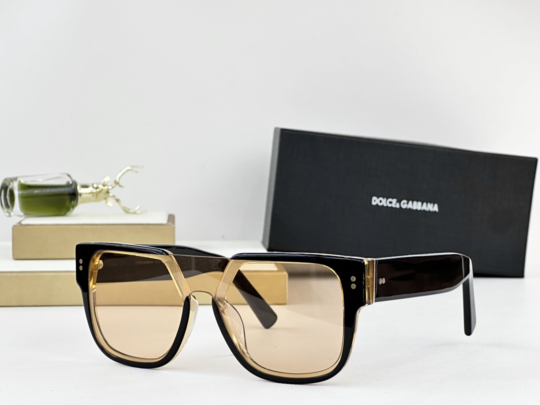  Dolce gabbana 
MOD：DG4356
Size：22口12 140
