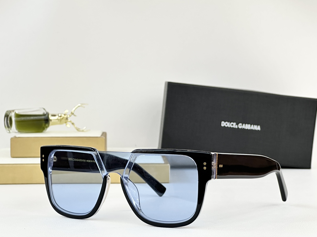  Dolce gabbana 
MOD：DG4356
Size：22口12 140
