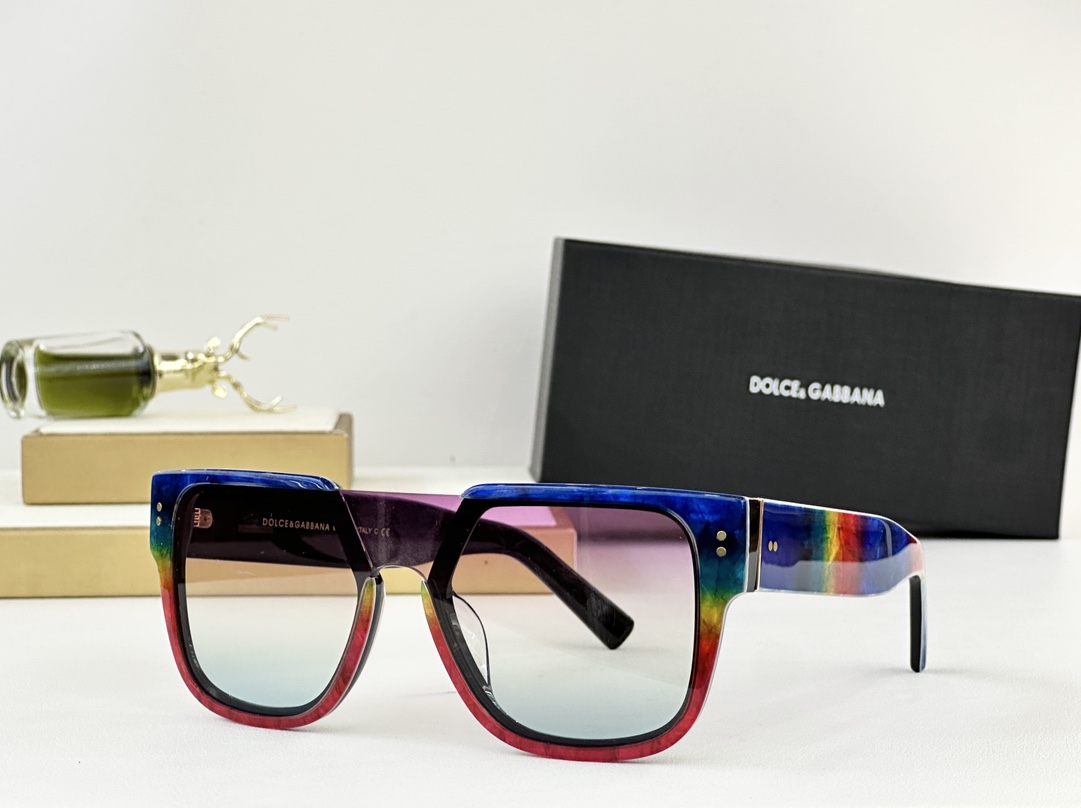  Dolce gabbana 
MOD：DG4356
Size：22口12 140
