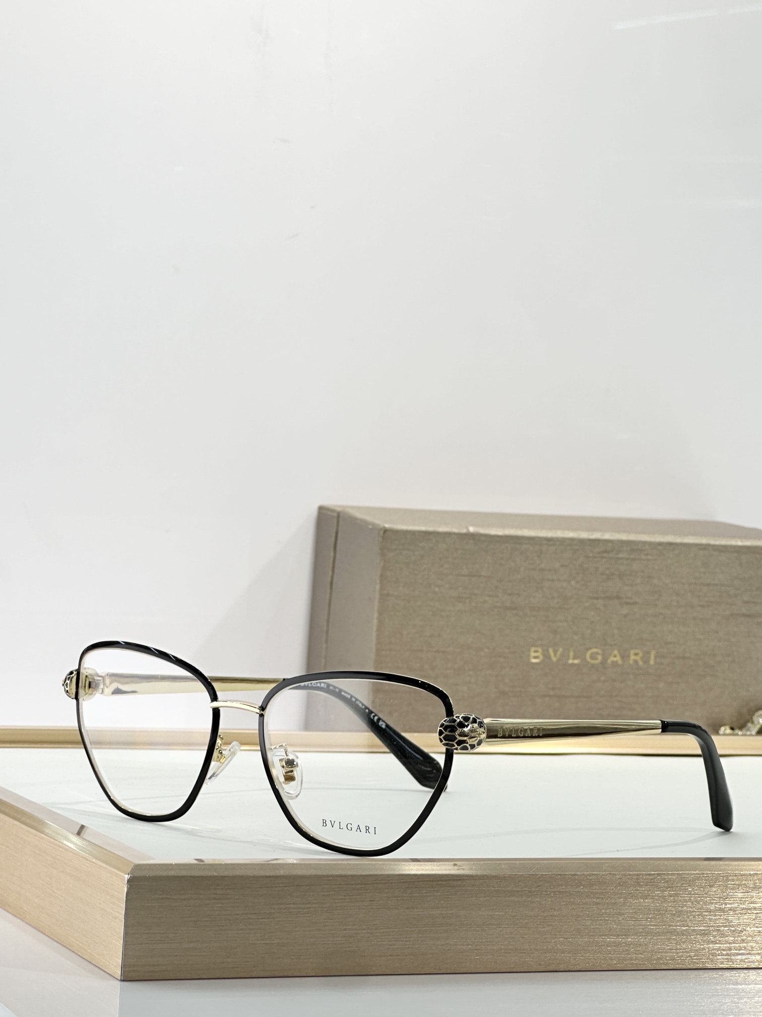  BVLGARI
MOD：BV50045U
SIZE：54-16-140
